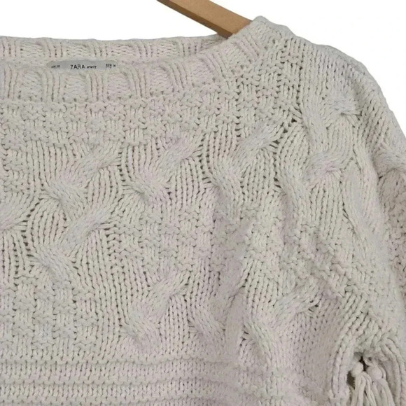 Zara Chunky Knit  Fringe Crop Sweater Cream Size Medium - Picture 4 of 13